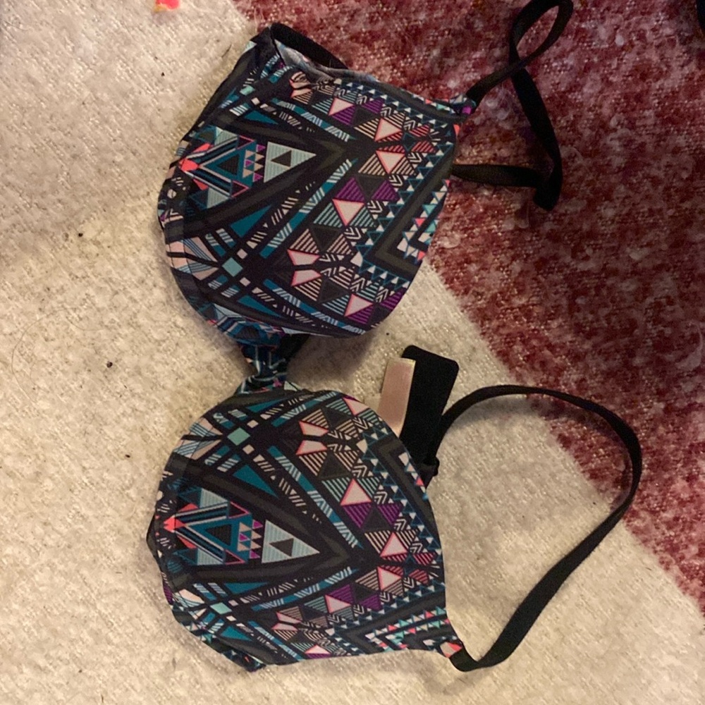 Pink Victoria’s Secret bra